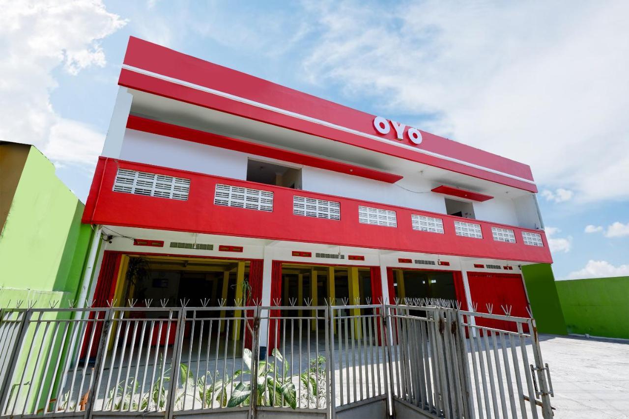 Oyo1620锡永家庭公寓 Grobogan 外观 照片